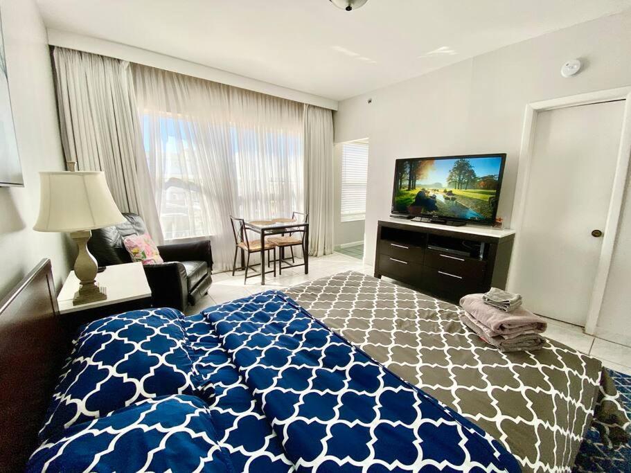 Apartment Right On The Beach! Miami Beach Dış mekan fotoğraf
